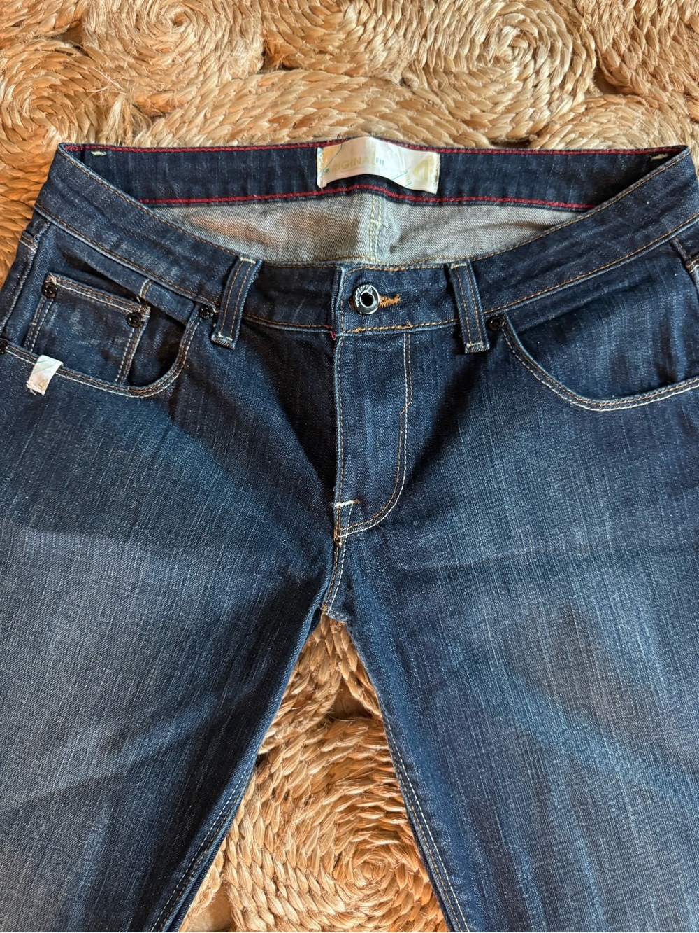 Women’s jeans